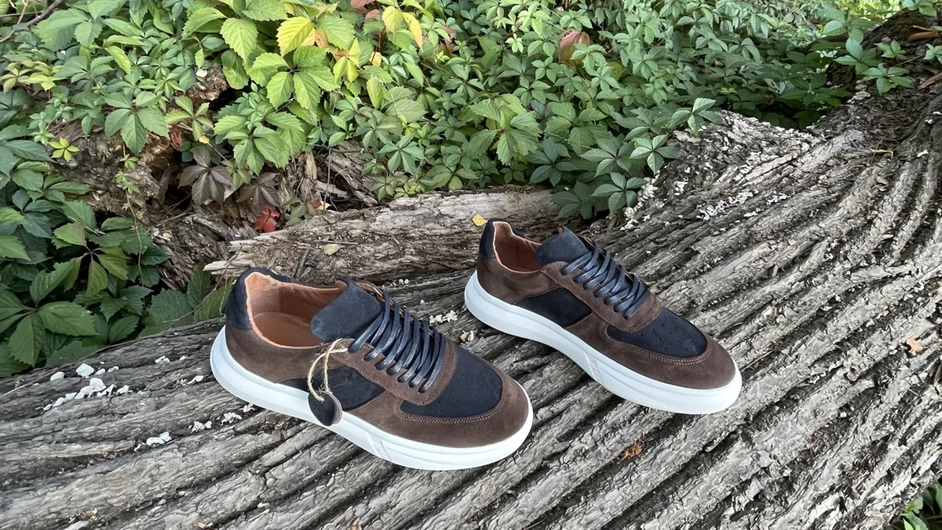 Brown&Navy