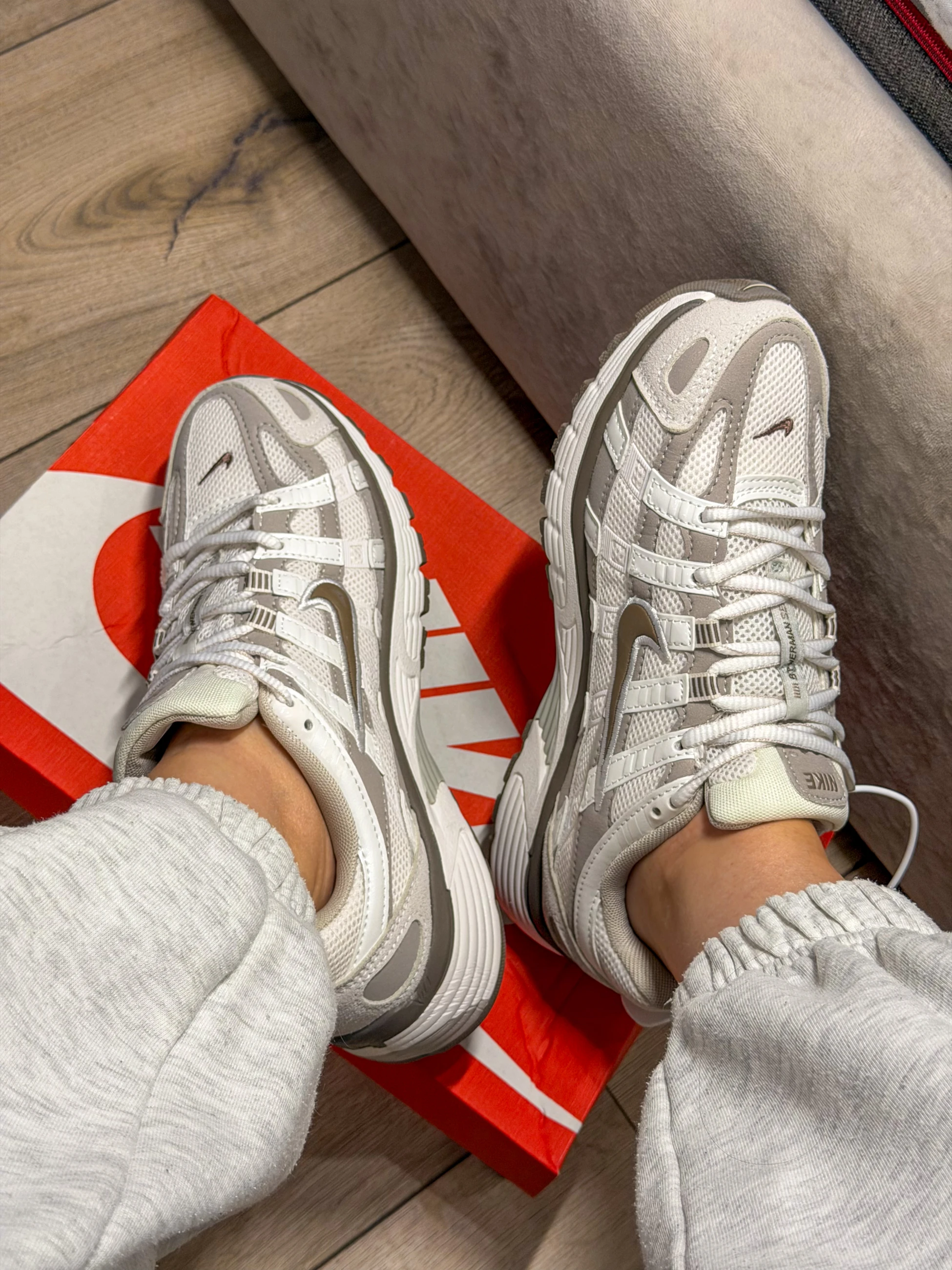 Nike P-6000 бежеві, Кросівки, купити взуття