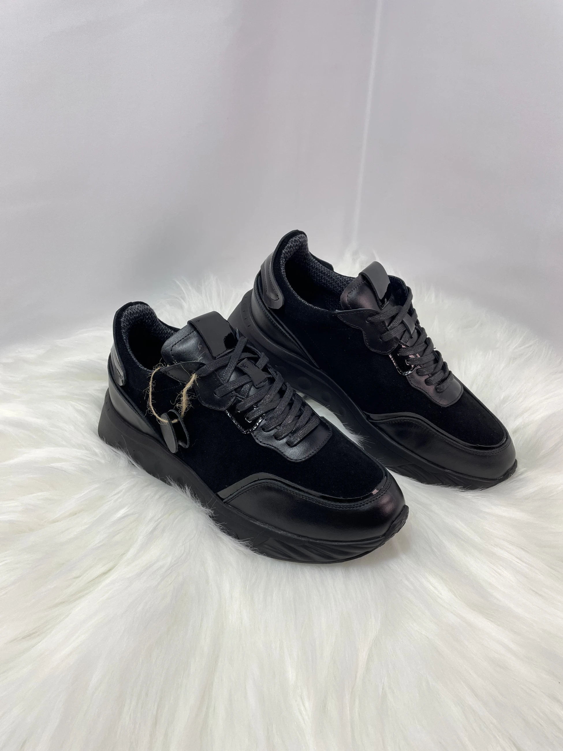 Кросівки Leather Fusion, Кросівки, купити взуття