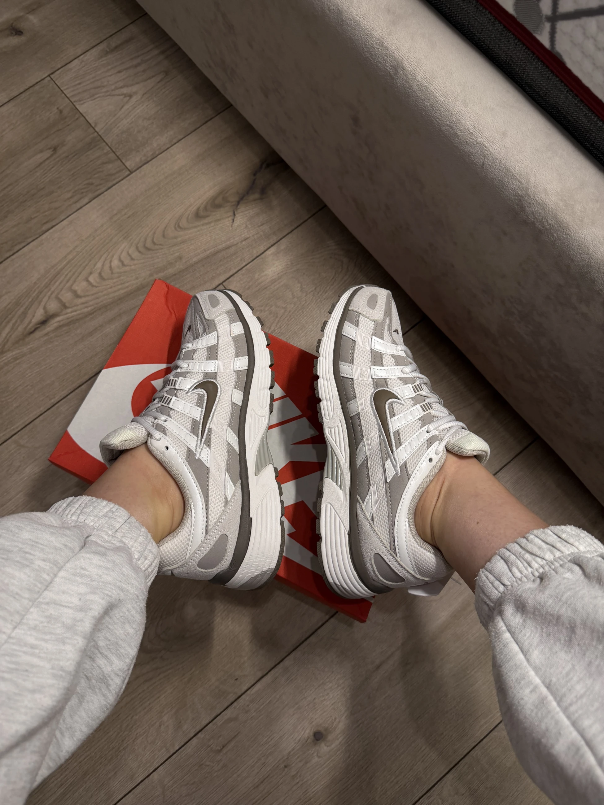 Nike P-6000 бежеві, Кросівки, купити взуття