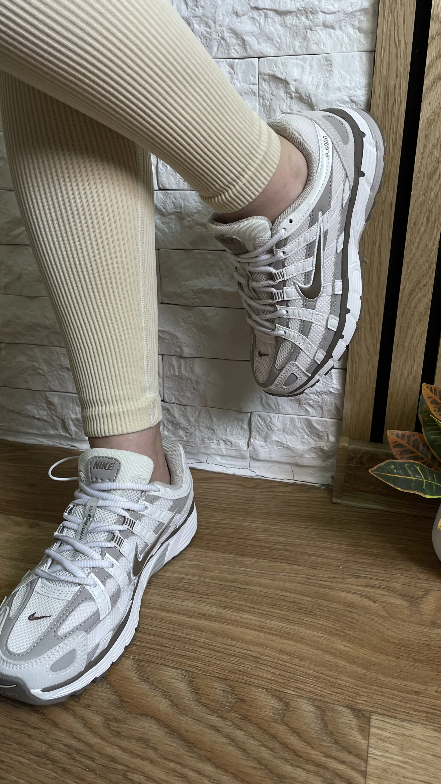 Nike P-6000 бежеві, Кросівки, купити взуття