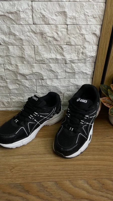 Asics Black/White, Кросівки, купити взуття
